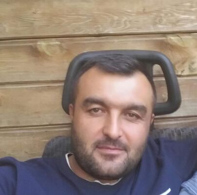  ,   Artur, 42 ,   ,   , c 
