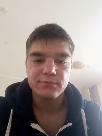  ,   Ruslan, 22 ,   ,   