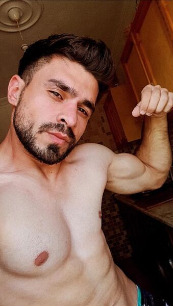  ,   Eli, 24 ,   ,   