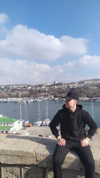 ,   Nikita, 22 ,   ,   