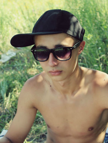  ,   Maks, 29 ,   ,   