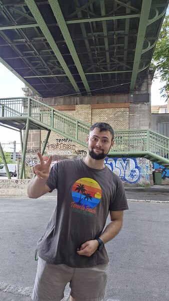  ,   Denys, 28 ,   ,   