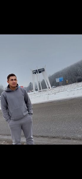  --,   Serdar, 32 ,   ,   