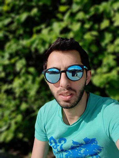  ,   Ed Amor, 35 ,   ,   