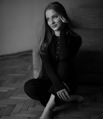  ,   Nastle, 24 ,   ,   