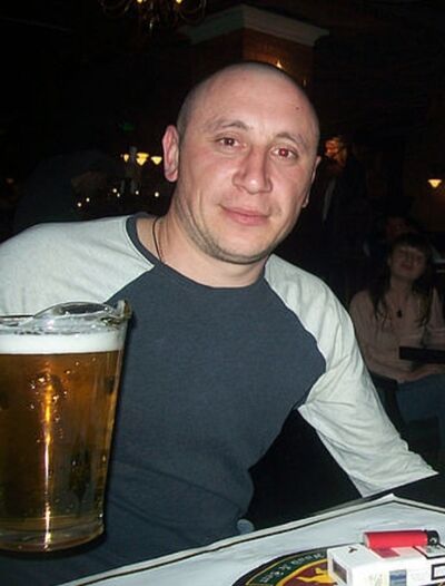  ,   Mihail, 41 ,   c 