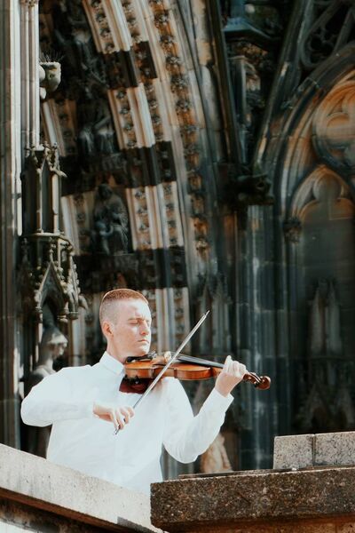  Bochum,   , 25 ,   ,   