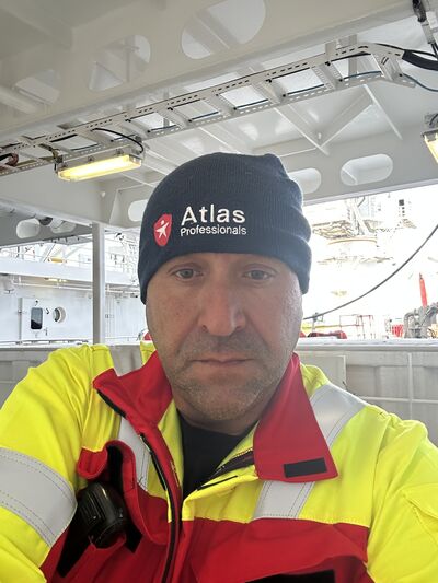  ,   Vikas, 52 ,   ,   , c 