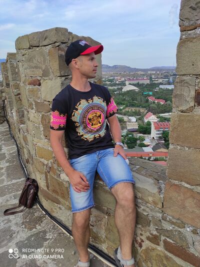  ,   Bogdan, 42 ,   ,   , c 