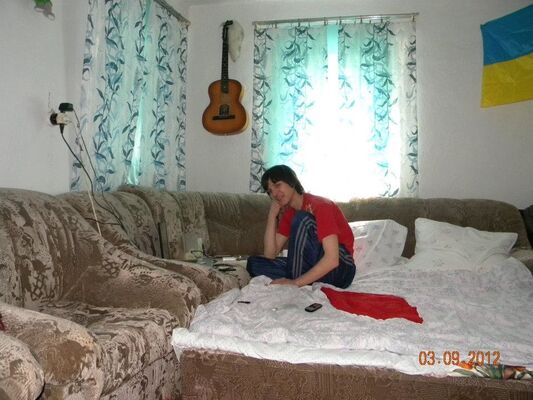  ,   Vitalil, 34 ,     , c 