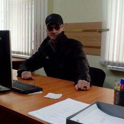  ,   Viktor, 57 ,   , 