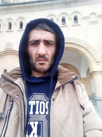  Soho,   Ika, 41 ,   ,   