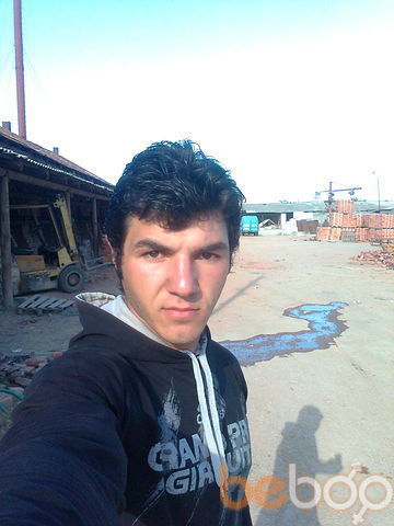  ,   Arsen, 32 ,   