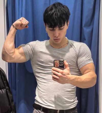  ,   Pavel, 28 ,   ,   , c 
