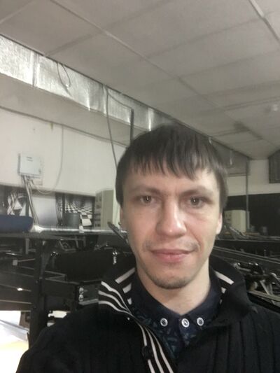  ,   Rik, 25 ,   ,   