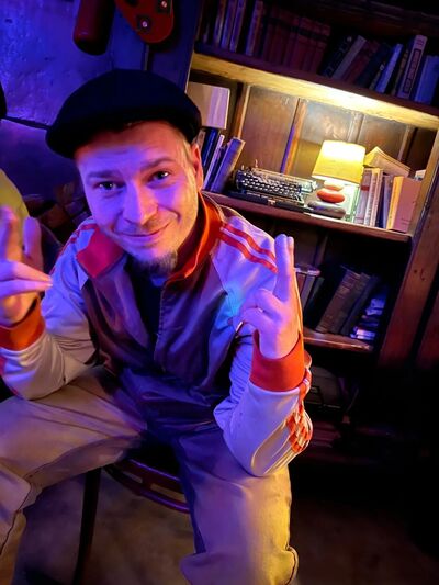  -,   Sergio, 38 ,   ,   , c , 