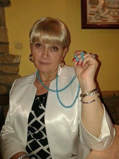  ,   Scarllet, 61 ,     , c 