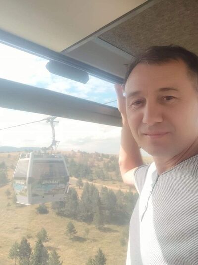   ,   Milan, 49 ,   ,   