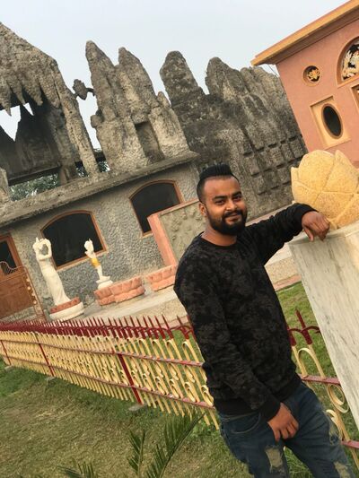  ,   Pushpendra, 35 ,   ,   , c , 