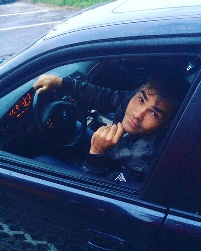  ,   Victor, 32 ,   ,   , c 