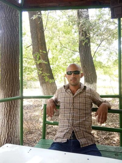  ,   Seymur, 35 ,   