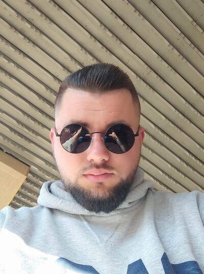  ,   Cornel, 24 ,   ,   