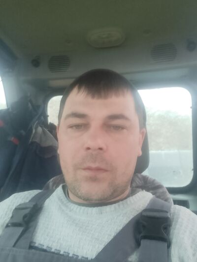  ,   Artem, 31 ,   ,   