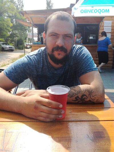  Ostrowiec Swietokrzyski,   Viktor, 38 ,   ,   , c 