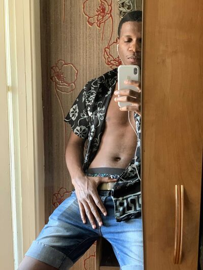  ,   Carlos, 28 ,   