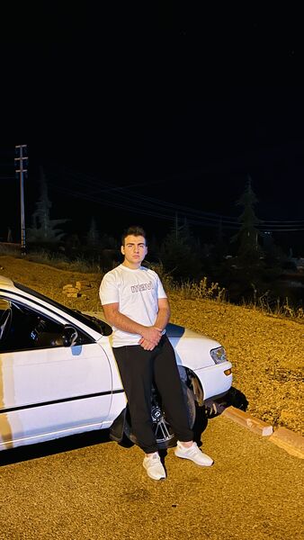  ,   Ali, 21 ,   ,   