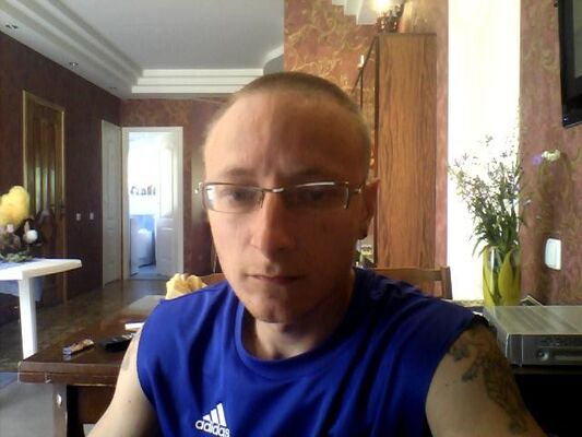  ,   Oleg, 40 ,   