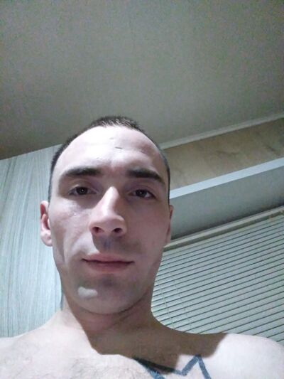  ,   Ilya, 33 ,   ,   