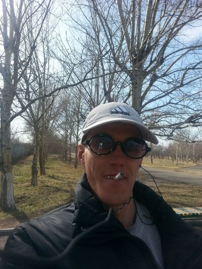  ,   Maks, 47 ,   ,   , c 