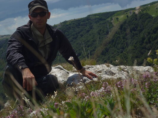  ,    , 48 ,   ,   , c 