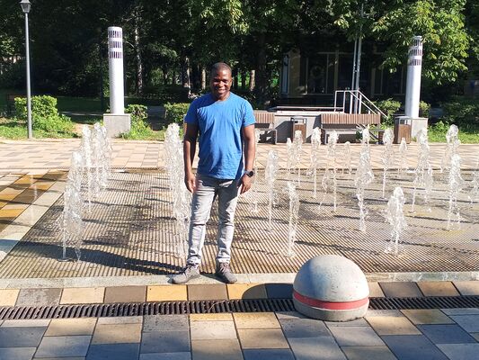  ,   Dionis, 48 ,   ,   