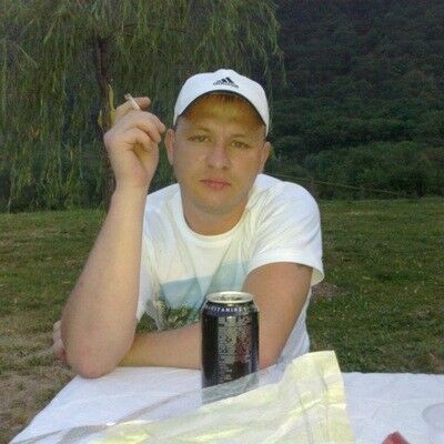  8498801  Vasyl, 43 ,    