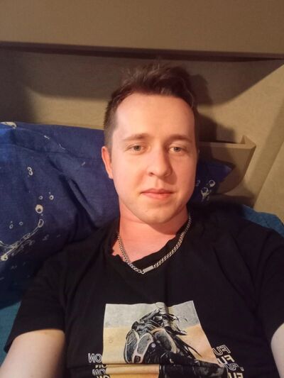  ,   Viktor, 28 ,   ,   
