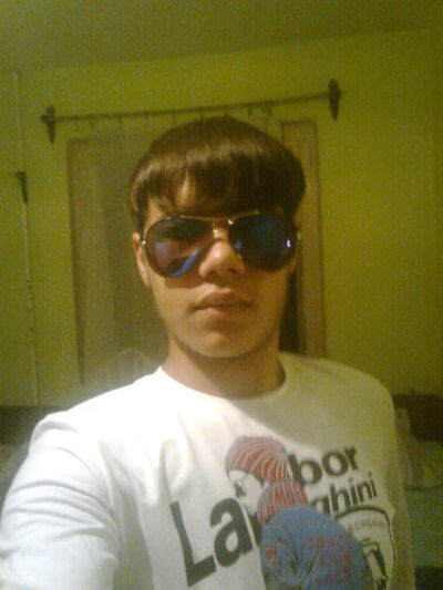  ,   Blak, 29 ,   