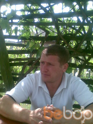  ,   Mihaei, 40 ,  