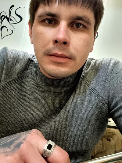  ,   Ruslan, 32 ,   ,   