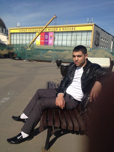  ,   Vova, 37 ,   