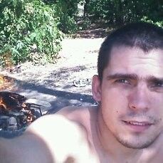 8952111  Vlad, 30 ,    