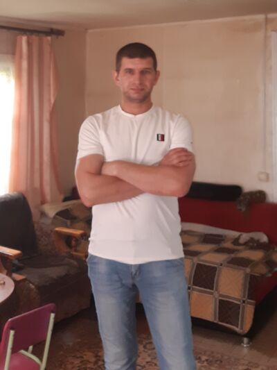  ,   Sergey, 40 ,   c 