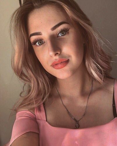  ,   Julia, 26 ,   ,   , 