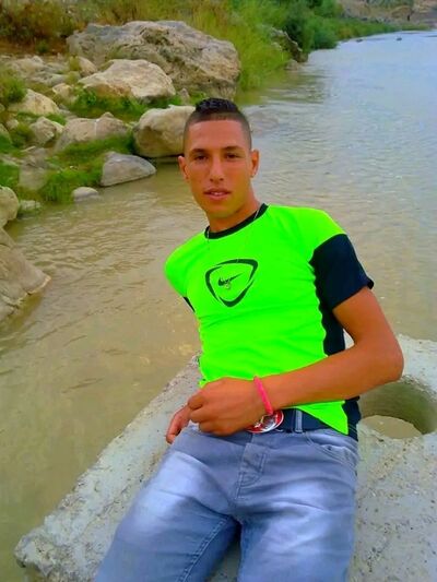  ,   Omar, 25 ,   ,   