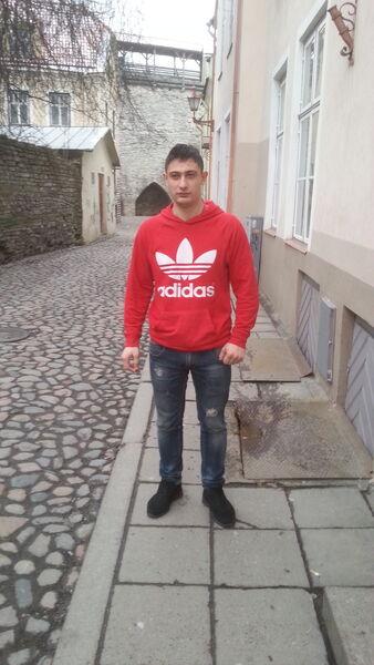  ,   Grisa, 31 ,   