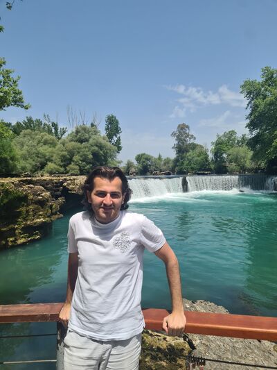  ,   Akif, 23 ,   ,   , c , 