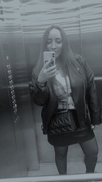  ,   Dilya, 32 ,   ,   