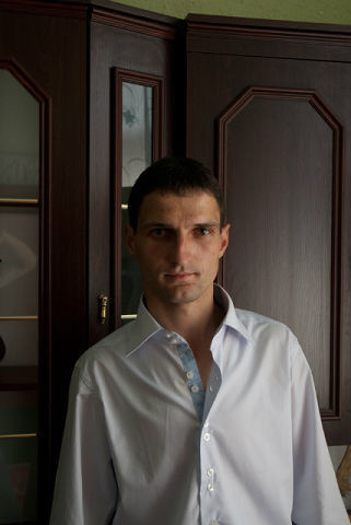  8699071  Victor, 45 ,    