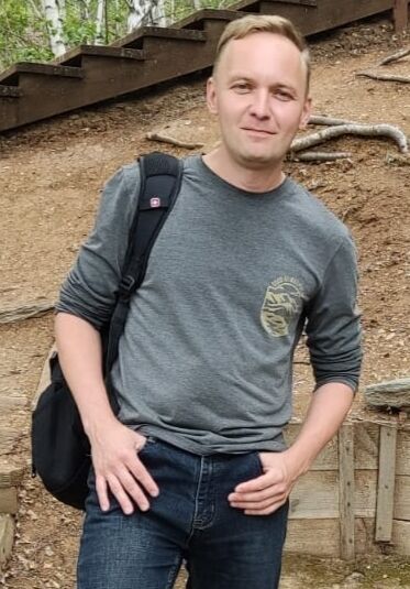  51484091  Andrew1981, 43 ,    